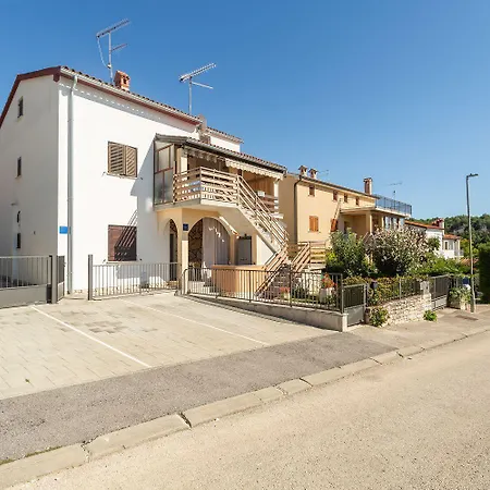 Komfortables Nur 600 Meter Zum Und Zum Unesco-weltkulturerbe Apartman Poreč